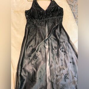 Betsy & Adam vintage gown by JasLene. A-line early 2000s gothic black prom dress
